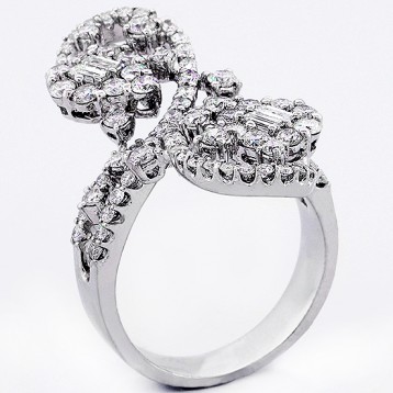 Fancy Ring total 2.43 cts set in 18k white gold